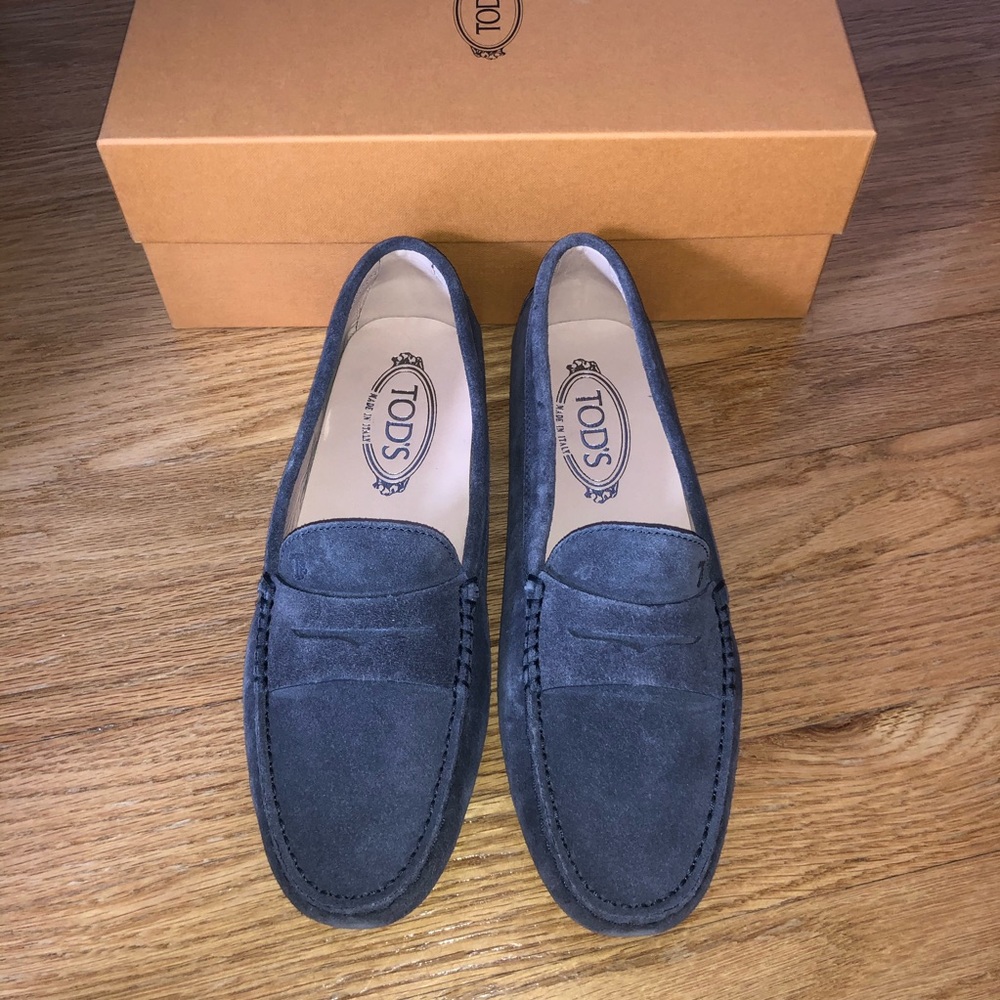 TOD’s Gray Suède Mocassin Size 39